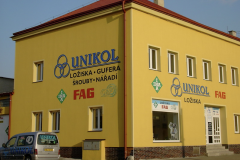 malba-na-fasadu-unikol