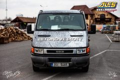studio-ales-car-wrap-polep-aut-design-iveco-valnik-celopolep-fimalstav-betonove-ploty-8-scaled