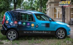 car-wrap-design-studio-ales-polep-aut-skoda-roomster-famo-reklama-na-auto-filmovka-2-scaled