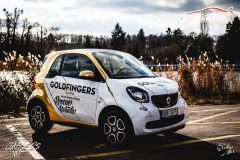 studio-ales-car-wrap-polep-aut-design-reklama-na-auto-goldfingers-smart-two-wrap-avery-chrome-2-scaled