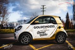 studio-ales-car-wrap-polep-aut-design-reklama-na-auto-goldfingers-smart-two-wrap-avery-chrome-5-scaled