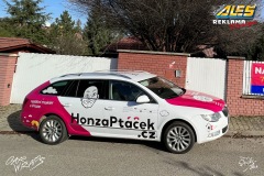 studio-ales-car-wrap-polep-aut-polepaut-honza-ptacek-reality-kpmf-magenta-reklama-folie-na-auto