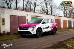 studio-ales-car-wrap-polep-aut-polepaut-reklama-na-auto-honza-ptacek-renault-rafale-5