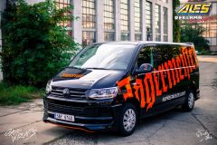 studio-ales-polep-aut-car-wrap-design-jagermeister-vw-carawelle-multivan-oralite-5500-2-scaled