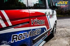 studio-ales-car-wrap-polep-aut-celopolep-polepaut-km-automatik-elektro-reklama-na-ford-custom-scaled