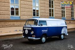 studio-ales-car-wrap-polep-aut-celopolep-reklama-na-auto-vw-t1-metaxa-avery-night-blue-metallic-scaled