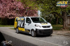 studio-ales-car-wrap-polep-aut-polepaut-reklama-na-dodavku-rv-leseni-folie-auto-reklamni-polep