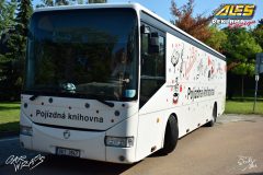studio-ales-car-wrap-polep-aut-celopolep-polepaut-reklama-na-autobus-pojizda-knihovna-praha-2-scaled