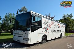 studio-ales-car-wrap-polep-aut-celopolep-polepaut-reklama-na-autobus-pojizda-knihovna-praha-scaled