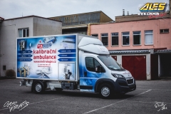 studio-ales-car-wrap-polep-aut-design-reklamni-polep-vozidla-kalibracni-ambulance-arlon-6000xrp-scaled