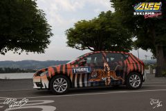 studio-ales-car-wrap-polep-aut-design-seat-leon-celopolep-autoskola-fahrschule-tiger-scaled