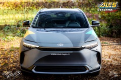 studio-ales-car-wrap-polep-aut-polepaut-reklama-na-auto-mistr-topic-toyota-BZ4x-8