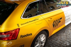 studio-ales-car-wrap-polep-aut-polepaut-reklama-na-auto-vif-bryle-cycling-team-energetic-yellow-3_resize