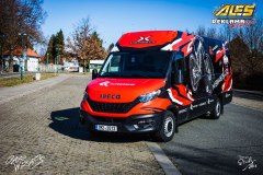 studio-ales-car-wrap-polep-aut-celopolep-polepaut-reklama-na-auto-dodavku-xbikes-folie-na-auto-2