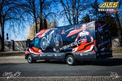 studio-ales-car-wrap-polep-aut-celopolep-polepaut-reklama-na-auto-dodavku-xbikes-folie-na-auto-4