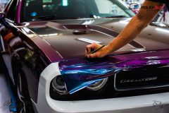polep-aut-dodge-challenger-avery-riptide-rushing-color-flow-scaled